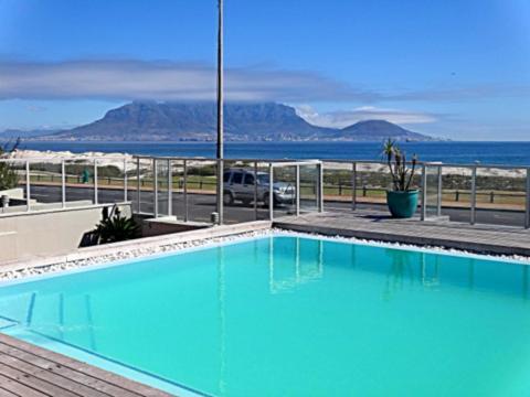 Cape Town Beachfront Accommodation In Blouberg Bloubergstrand Exterior photo