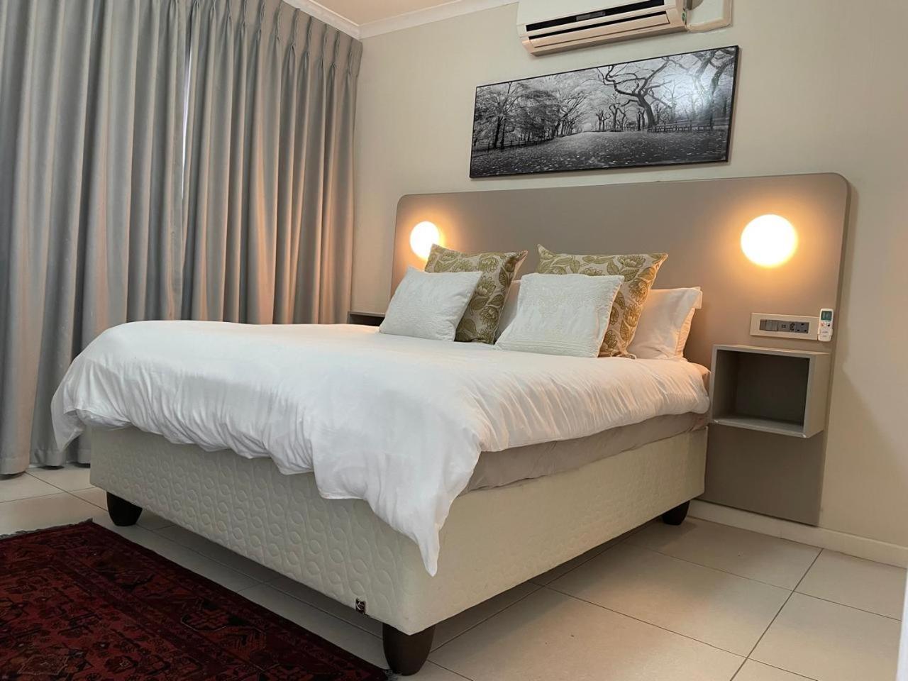 Cape Town Beachfront Accommodation In Blouberg Bloubergstrand Exterior photo