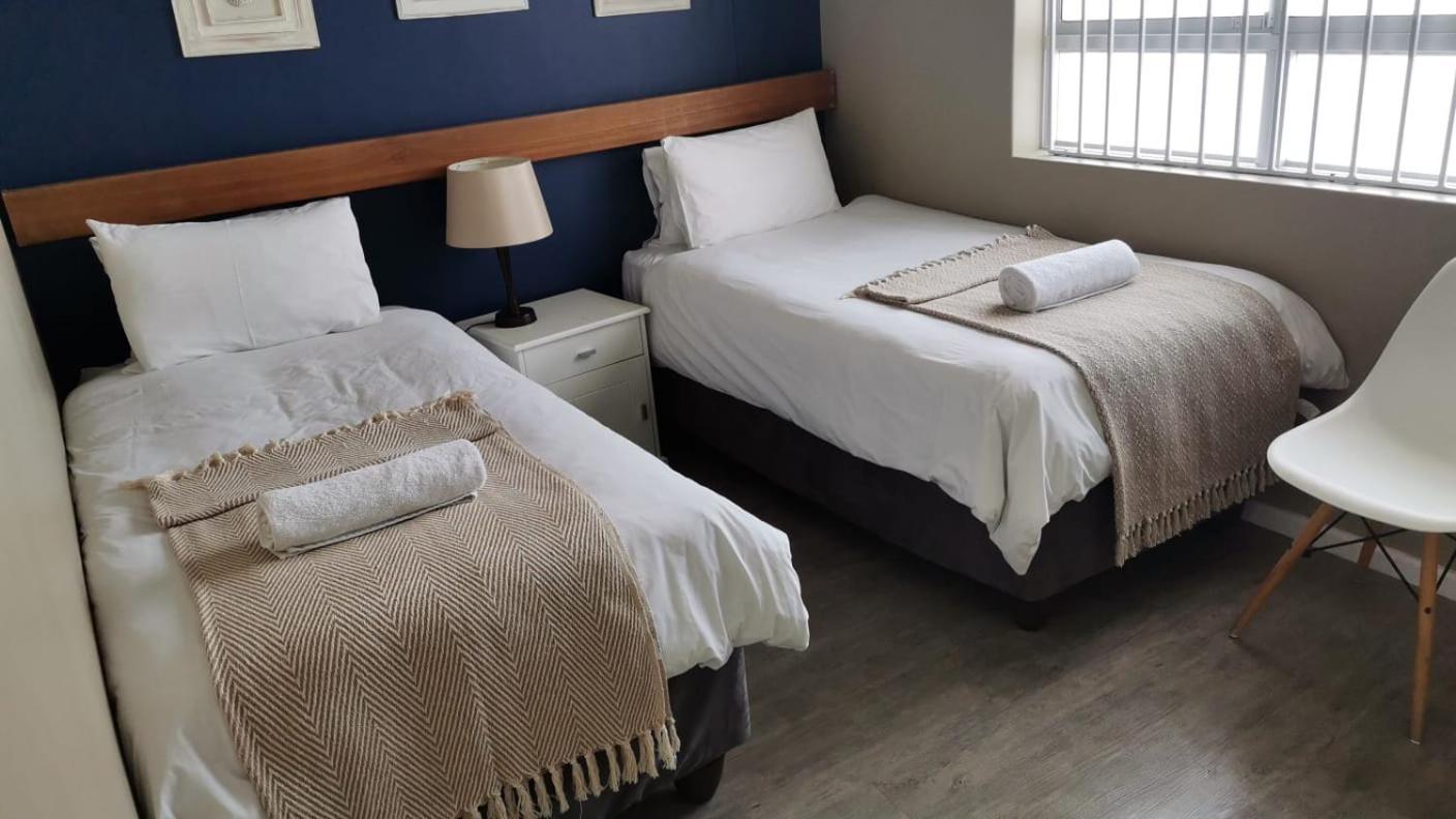 Cape Town Beachfront Accommodation In Blouberg Bloubergstrand Exterior photo