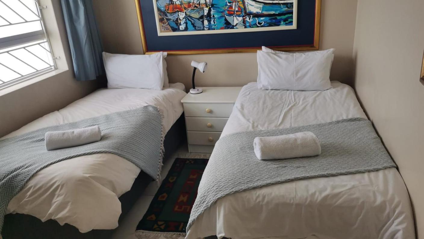 Cape Town Beachfront Accommodation In Blouberg Bloubergstrand Exterior photo